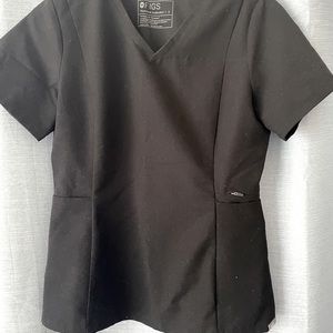 Figs slim fit scrub top